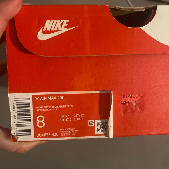 Nike Women's Air Max 200 in University Red / University Red US 8 - Picture 3 of 3